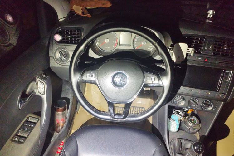 Used Volkswagen Polo 2014 1.4L Manual Fashion Edition Steering Wheel