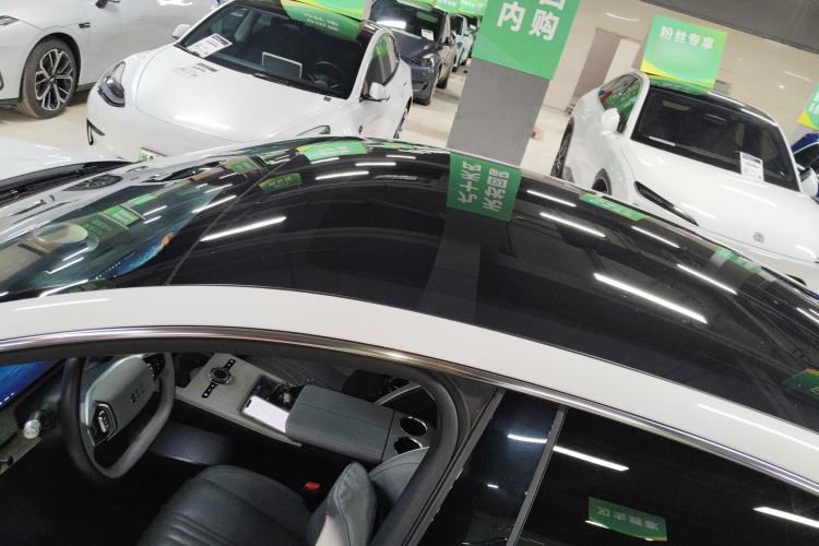 Used Geely Galaxy E8 2024 665 km Range Rear-Drive Starship Long-Range Version