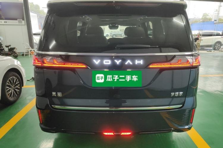 Used VOYAH Dream 2025 PHEV Four-Wheel-Drive Flagship Version – Qiankun Edition Rear