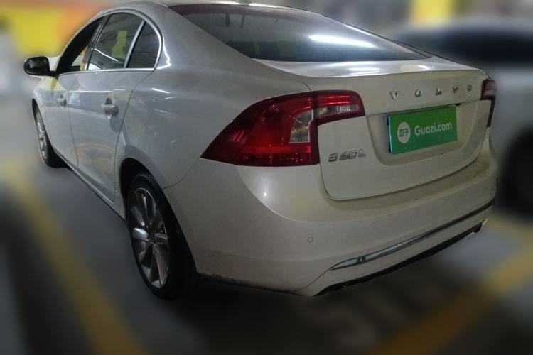 Used Volvo S60 2015 S60L 2.0T Zhiyuan Edition