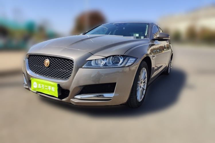 Used Jaguar XF 2016 XF 2.0T Two-Wheel-Drive Luxury Edition