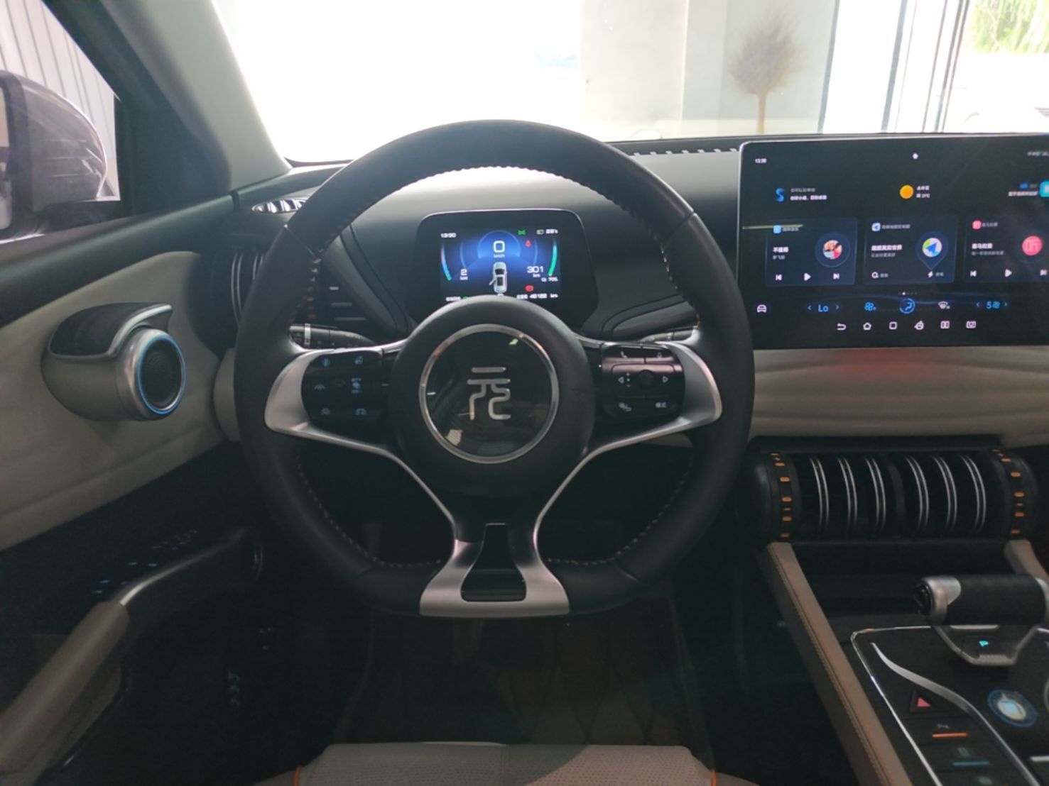 BYD Yuan PLUS 2024 Honor Edition 430KM Beyond Model — снимка 13