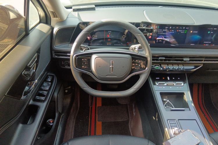 Used Lincoln Corsair 2023 2.0T Two-Wheel Drive Luxury Edition Steering Wheel