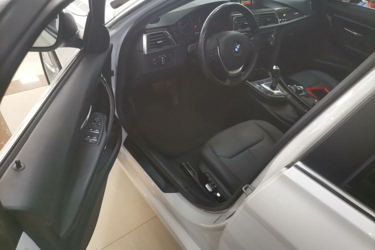 Used BMW 3 Series 2017 320Li Fashion Model
