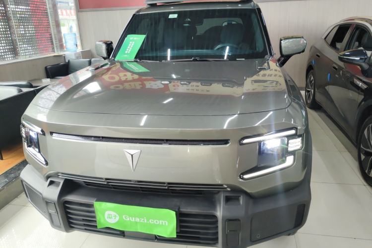 Used Deepal G318 2024 Four-Wheel-Drive Air Suspension Model Front