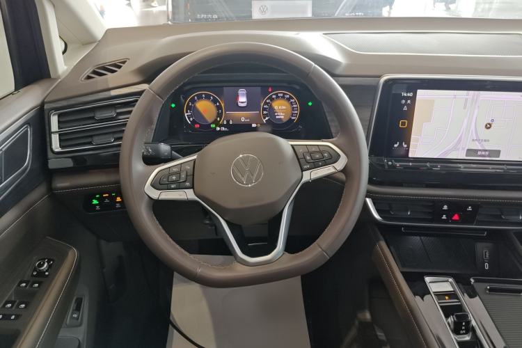 Used Volkswagen Viloran 2024 380TSI Premium Edition