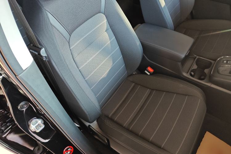 Used Honda CR-V 2024 240TURBO Two-Wheel-Drive Active Version 5 Seats Right Front Seat