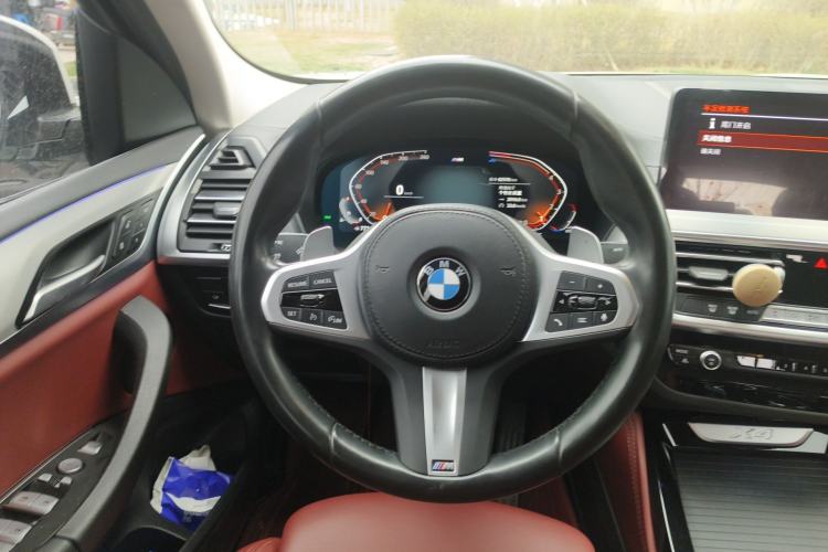 Used BMW X4 2022 xDrive 30i M Sport Package Steering Wheel