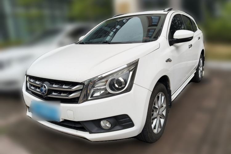 Used Venucia T70 2016 2.0L CVT Enjoy Edition