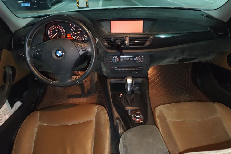 Used BMW X1 2010 sDrive18i Luxury Model
