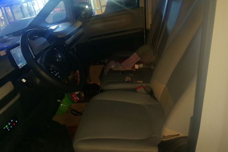 Used SAIC MAXUS Dana V1 2025 Low-Roof Multi-Function Version 42 kWh
