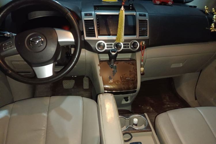 Used Mazda 8 2013 2.5L Ultimate Edition
