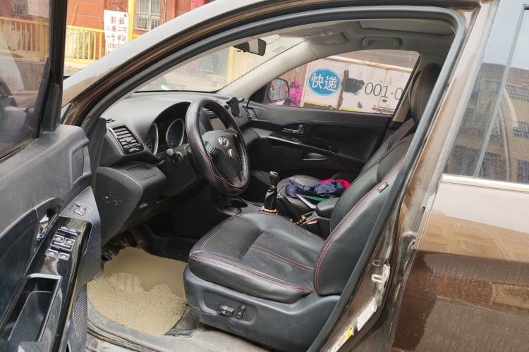 Used Land X5 2015 1.5T Manual Innovation Edition
