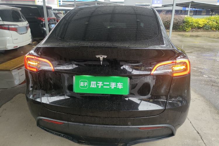 Used Tesla Model Y 2023 Rear-Wheel-Drive Version
