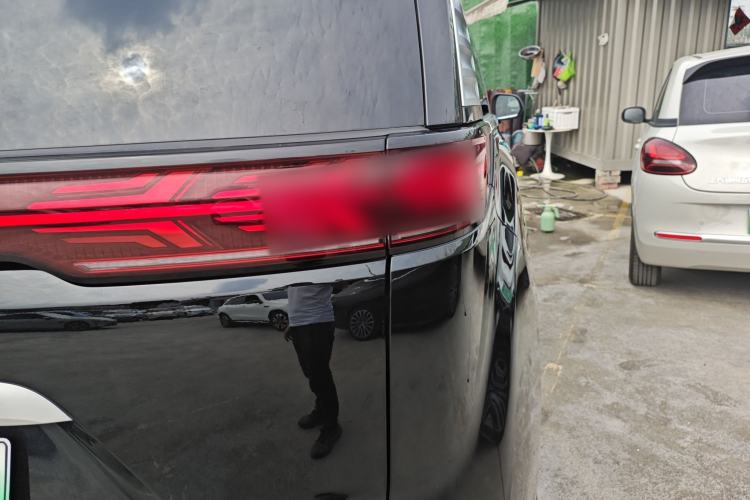 Used Denza D9 2024 DM-i 980 Four-Wheel Drive Prestige Model Exterior 3