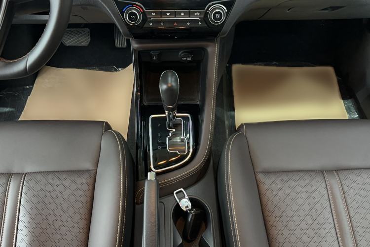 Used CHANGAN Eado DT 2018 1.6L Automatic Luxury Model
