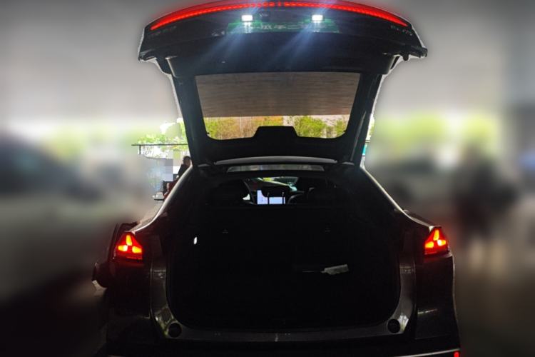 Used Deepal SL03 2023 SL03i 515MAX Pure Electric Version Trunk