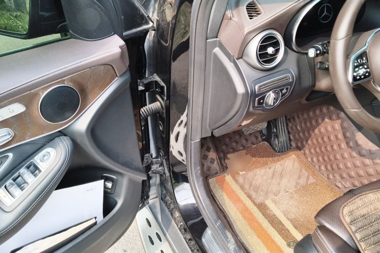 Used Mercedes-Benz GLC 2020 Facelift GLC 300 L 4MATIC Dynamic Edition
