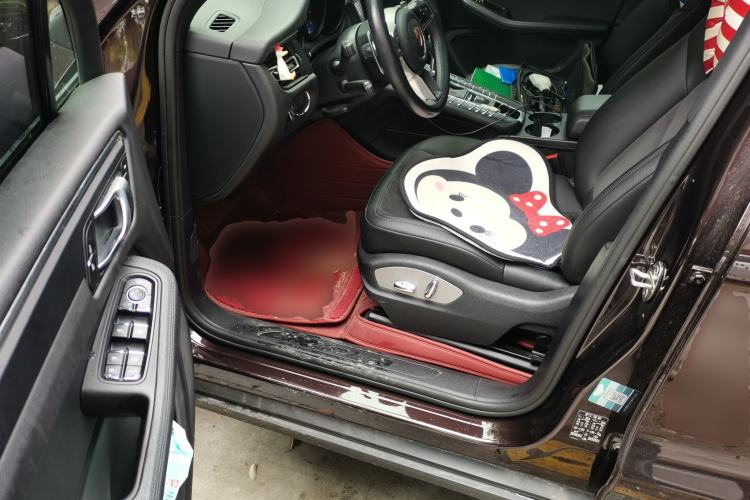 Used Porsche Macan 2020 Macan 2.0T Driver Seat