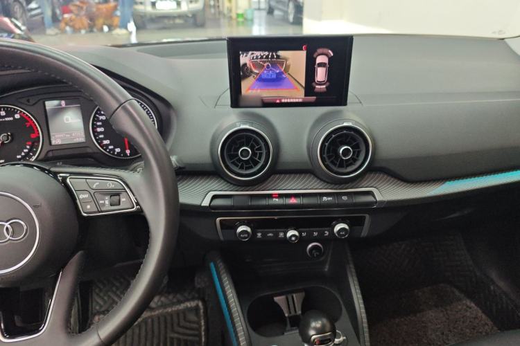 Used Audi Q2L 2021 35 TFSI Fashion Dynamic Model
