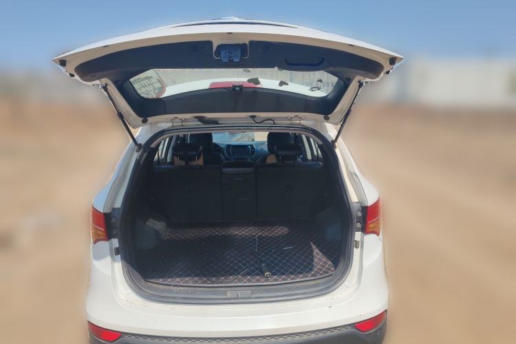 Used Hyundai Santa Fe 2013 2.4L Automatic 2WD Comfort Edition