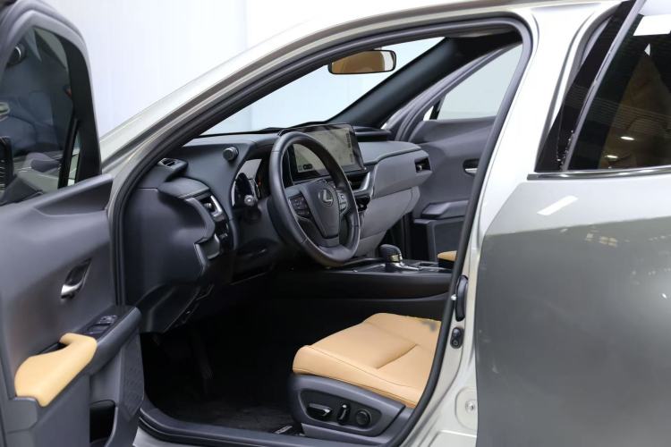 Used Lexus UX 2024 300h Adventure Edition
