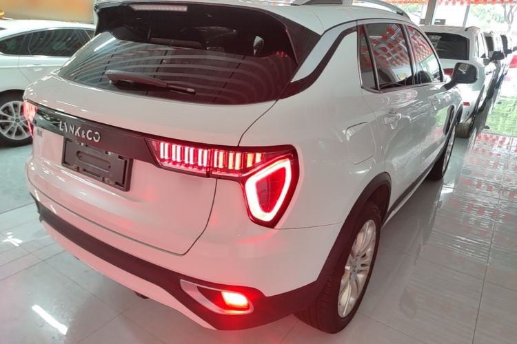 Used Lynk & Co 01 2017 2.0T Two-Wheel Drive Pro Edition Rear Right 45 Deg