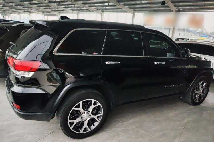 Used Jeep Grand Cherokee 2020 3.0L Elite Navigation Edition