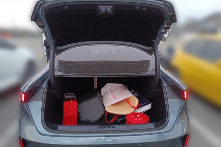 Used Lynk & Co 07 2024 EM-P 126 Long-Range Ultra