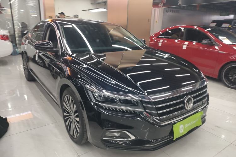 Used Volkswagen Passat 2019 330TSI Luxury Edition China VI Standard