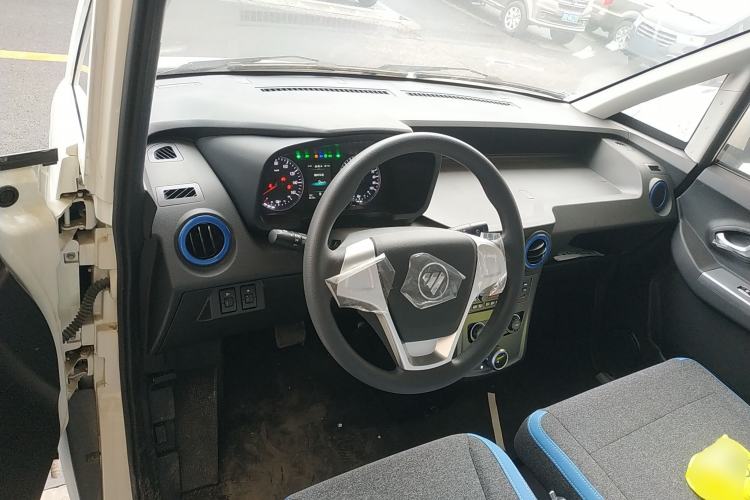 Used Foton Intelligent Blue Elf E7 2024 All-Electric Van Flat Roof 2 Seats EVE Energy 41.86 kWh
