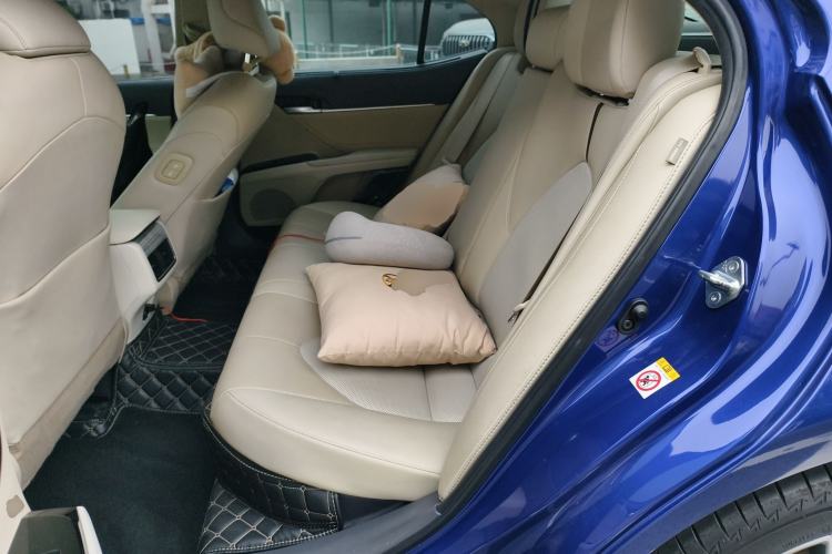 Used Toyota Camry 2018 Dual-Engine 2.5HQ Flagship Edition Left Rear Seat