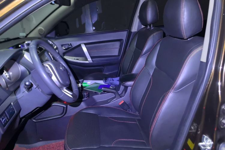 Used Geely Auto GX7 2015 Classic Edition 1.8L Manual New Urban Upgrade Version China IV Standard