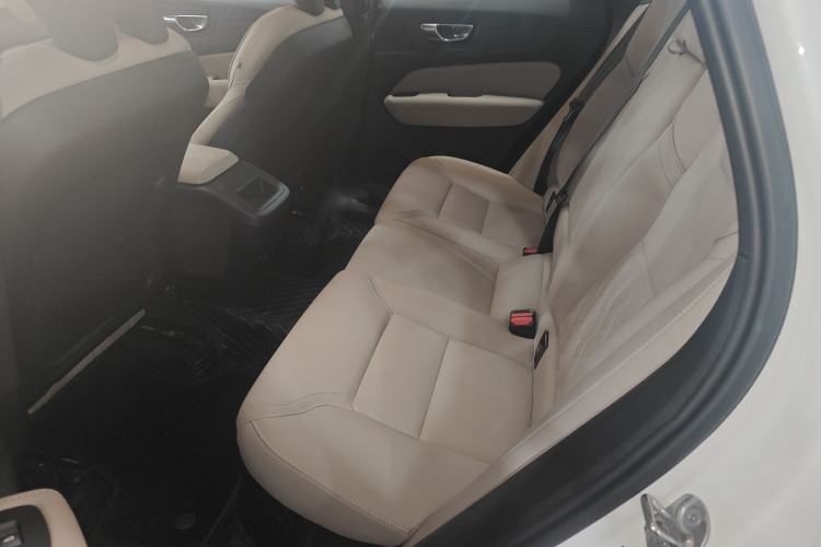 Used Volvo XC60 2026 B5 4x4 Smart Luxury Edition
