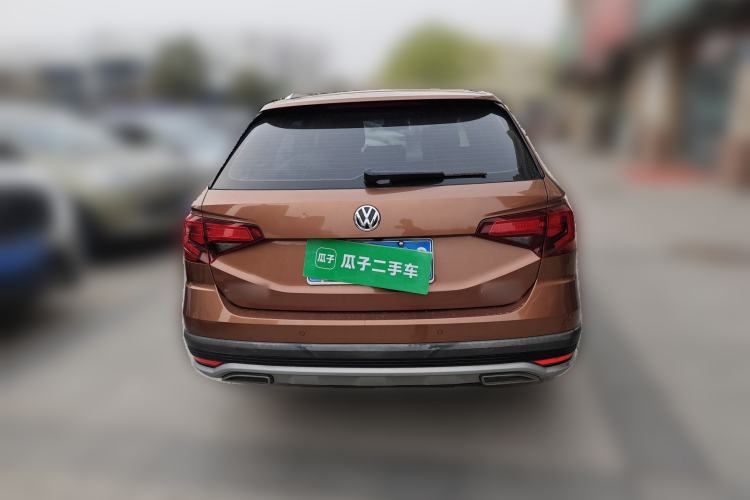 Used Volkswagen C-TREK 2017 230TSI DSG Luxury Model
