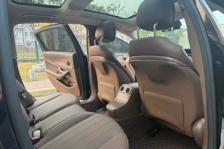 Used Mercedes-Benz E-Class New Energy 2022 Restyled E 350 e L Plug-in Hybrid Sedan