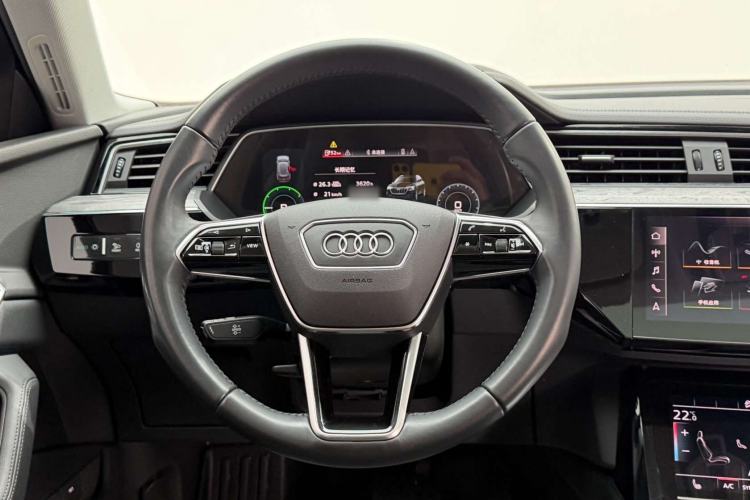 Used Audi e-tron 2019 55 quattro Fashion Edition
