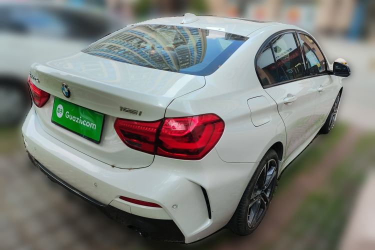 Used BMW 1 Series 2022 125i M Sport Night Edition Rear Right 45 Deg