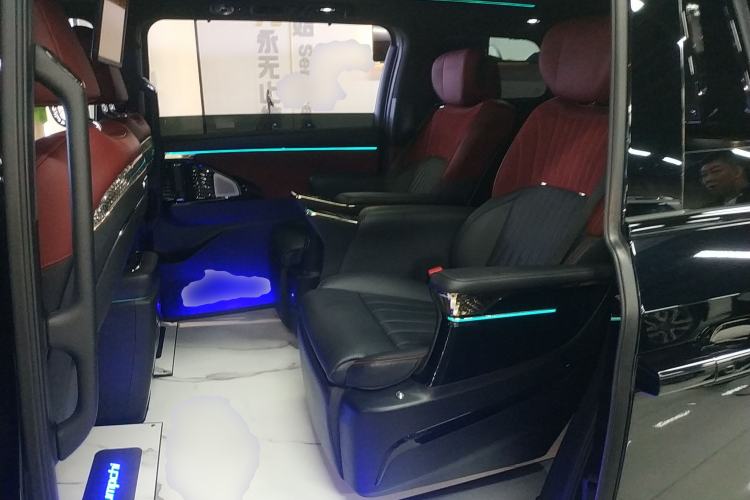 Used GAC Trumpchi M8 2023 Zongshi Series Dual-Motor YuZun Edition Left Rear Seat