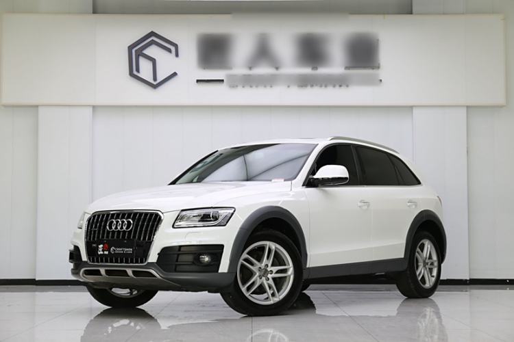 Used Audi Q5 2018 Collector's Edition 40 TFSI Technology Model