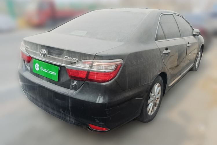 Used Toyota Camry 2016 2.0E 10th Anniversary Elite Edition
