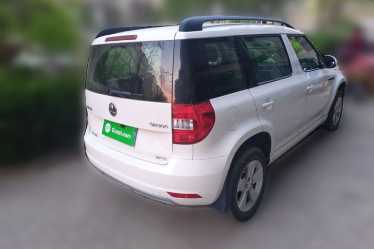 Used Skoda Yeti 2016 1.4TSI DSG Advanced Edition Rear Right 45 Deg