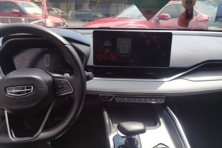 Used Geely Auto Preface 2021 Revised Version 2.0TD Luxury Edition Center Console