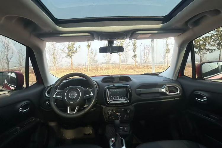 Used Jeep Renegade 2019 220T Automatic Leading Edition