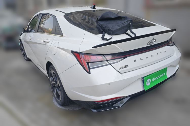 Used Hyundai Elantra 2021 1.5L CVT LUX Prestige Edition
