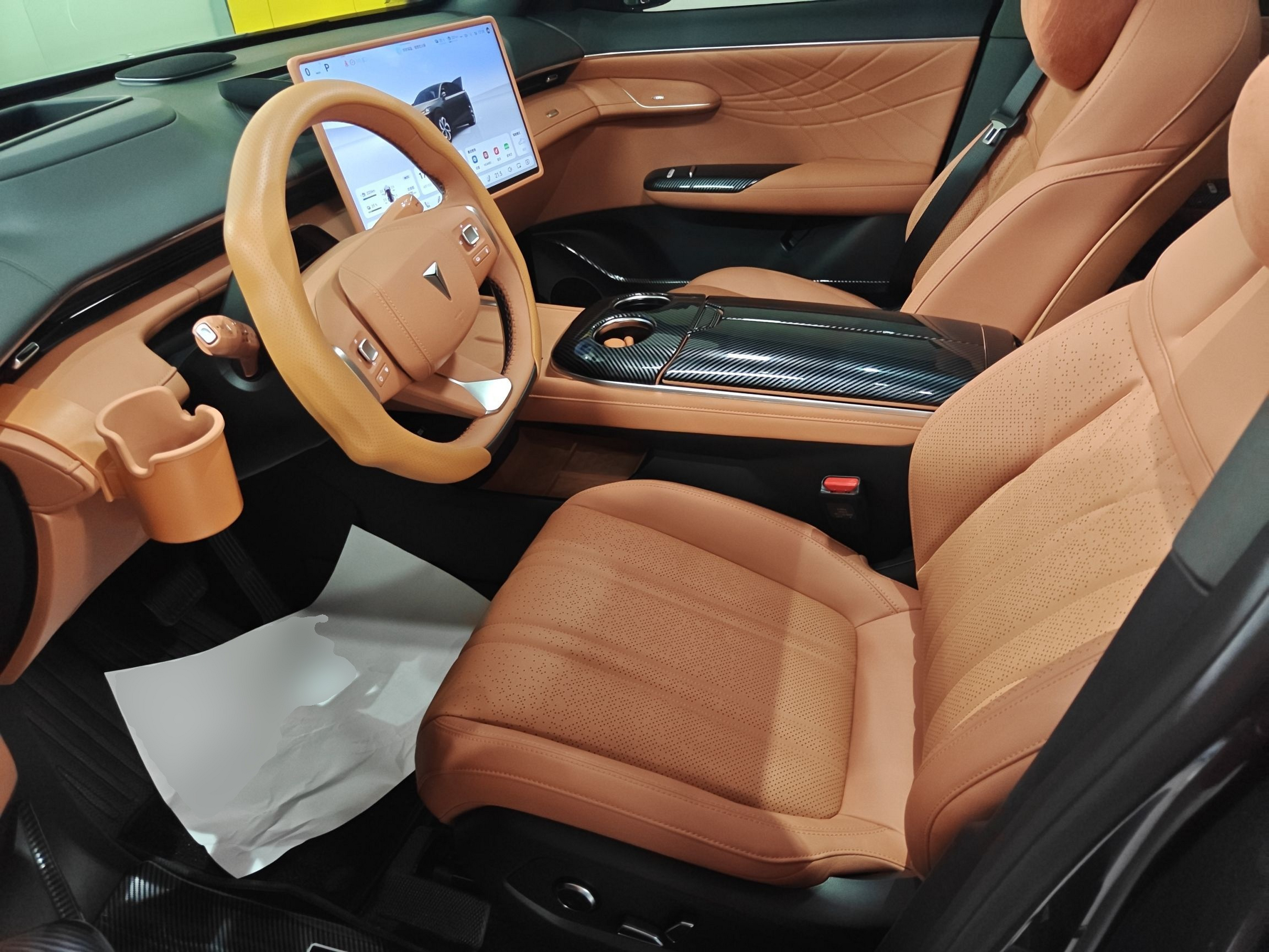 Переднее сиденье в автомобиле