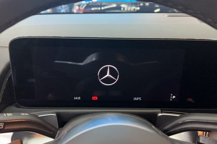 Used Mercedes-Benz GLB 2025 GLB 220 Fashion Model
