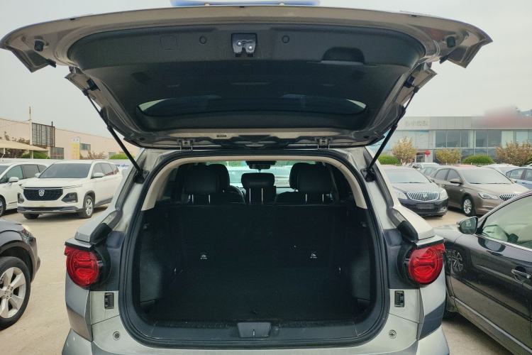 Used Haval H Dog 2023 2.0T Two-Wheel Drive Trendy Outdoor Edition Trunk