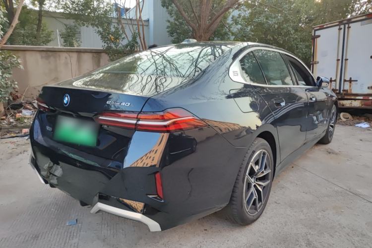 Used BMW i5 2025 eDrive 40L M Sport Package
