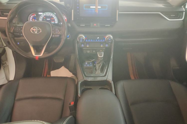 Used Toyota RAV4 2020 2.0L CVT Two-Wheel Drive Fashion PLUS Edition